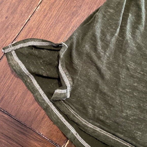 🔴 Time And Tru Sheer Green Top - Picture 4 of 5